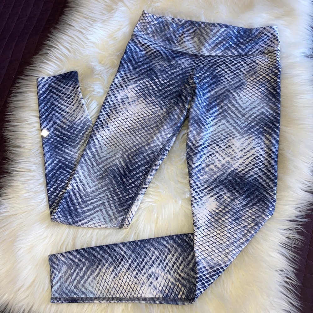 NUX Blue 💙 Snakeskin Mermaid Leggings XS, M